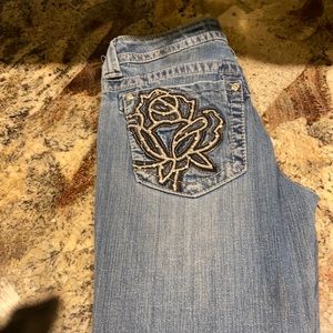 30x34 love the bling rose pocket